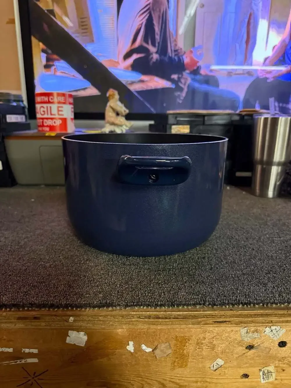 Marketplace 8-Quart Covered Stock Pot, Classic Nonstick Blue